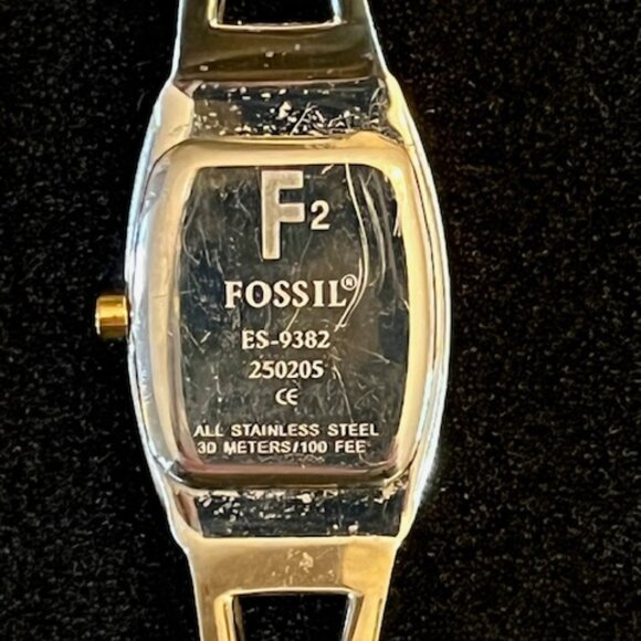 FOSSIL | F2 Two-Tone Bracelet Watch-NEW Battery - Picture 3 of 10